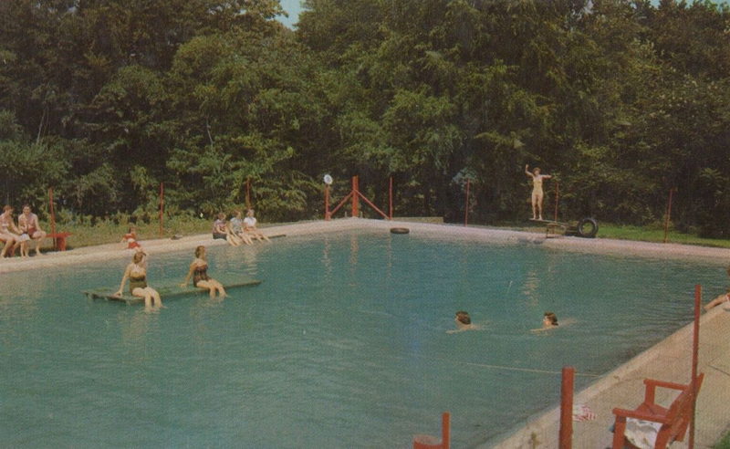 Pennellwood Resort - Vintage Postcard (newer photo)